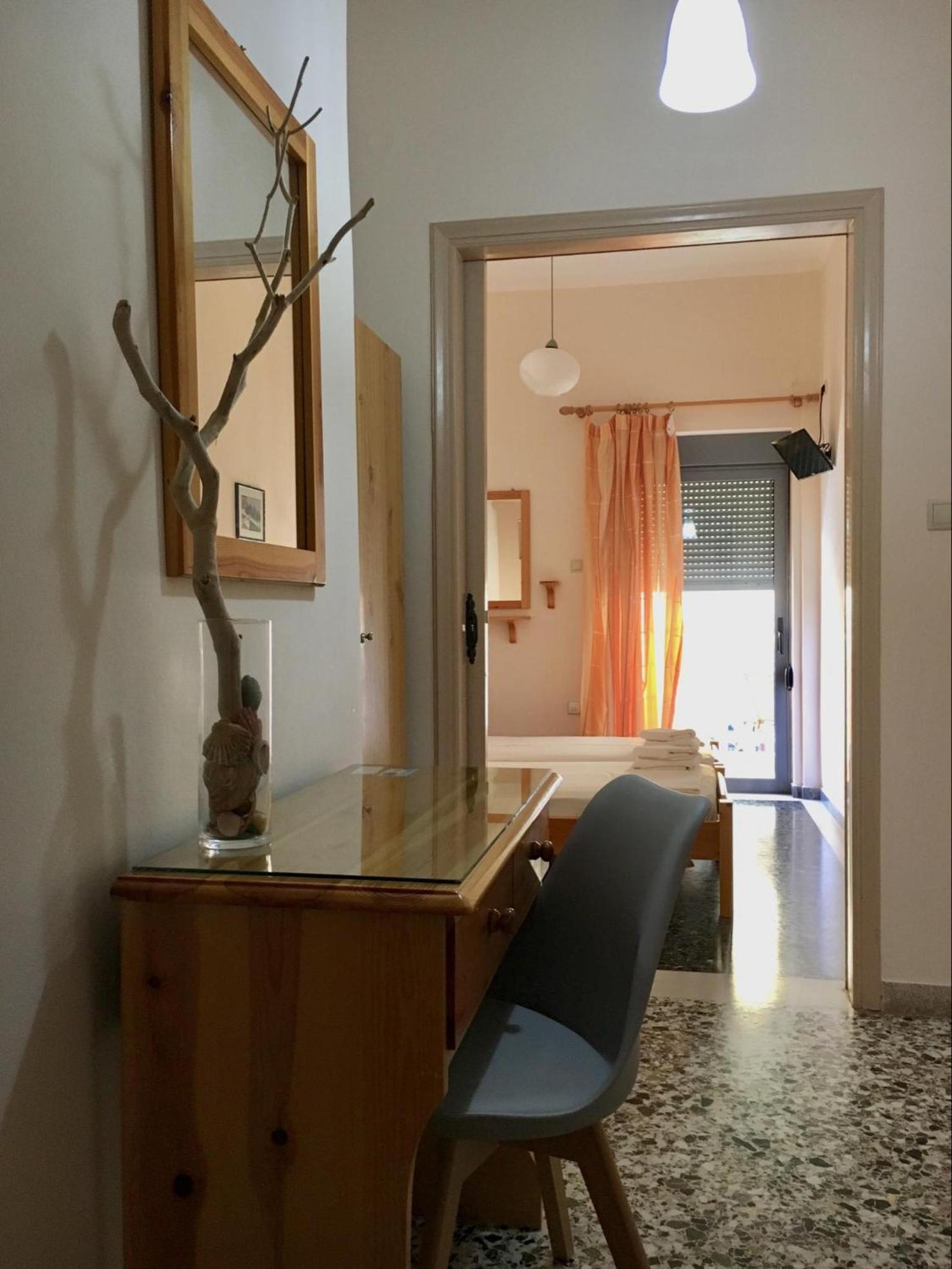 Kritikos Rooms Monemvasía Oda fotoğraf